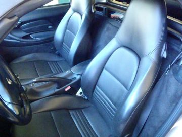 Convertible Top / Refurbished Seats