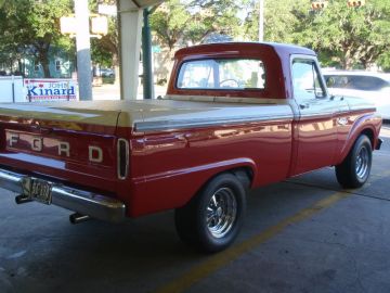 1966 F-100