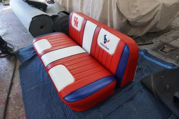 UH/Texans Bench_2