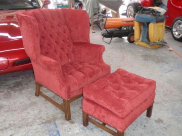 Wing Back w/ Recliner