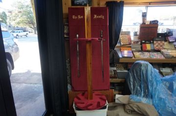 Lett Family Antique Gun Cabinet_1